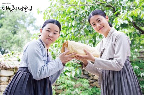 EXO's D.O. And Nam Ji Hyun Show Sweet Chemistry With "100 Days My Prince" Co-Stars | Soompi