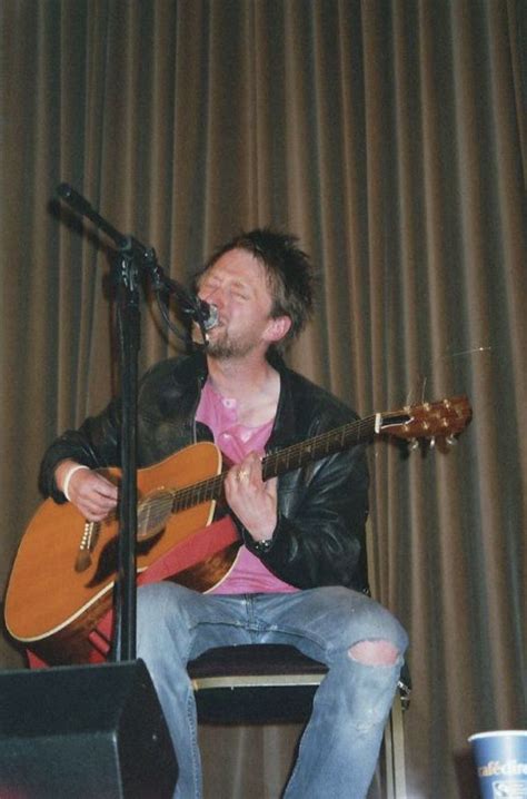 Pin By J On Thom Thom Yorke Silly Photos Radiohead