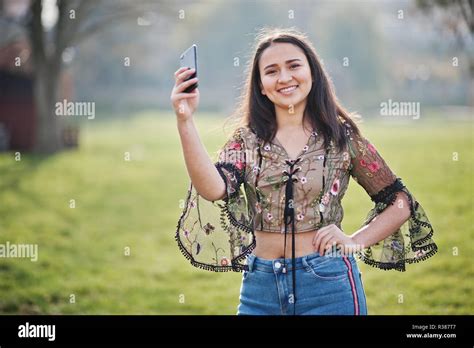 Latina Woman Street Jeans Hi Res Stock Photography And Images Alamy