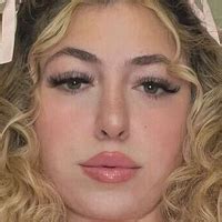 Bayan Layla Nude Leaks Fapopedia