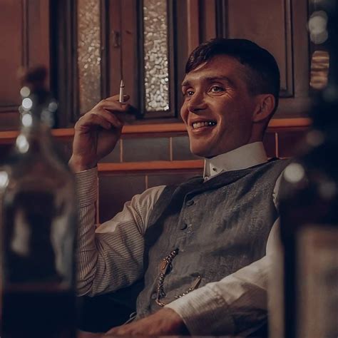 Pin By Nadine Bellott On Peaky Blinders Peaky Blinders Cillian