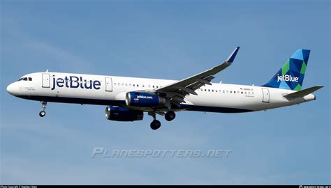 N Jt Jetblue Airbus A Wl Photo By Stephen J Stein Id