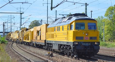 DB Bahnbau Gruppe Mit Ihrem Gelben Tiger 233 493 6 Mit Einem