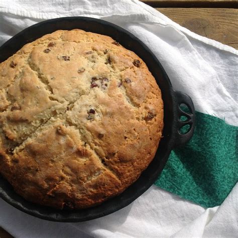 Easy Authentic Irish Soda Bread | The Good Hearted Woman