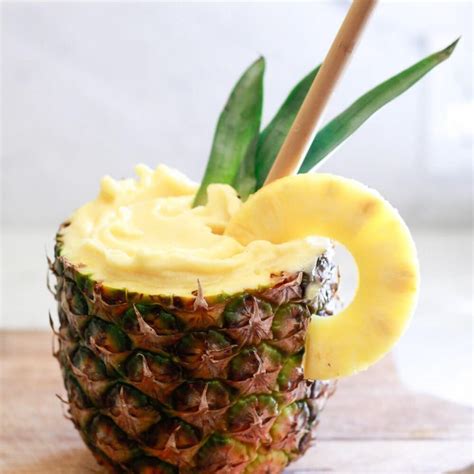 PINEAPPLE SMOOTHIE | Fitelo