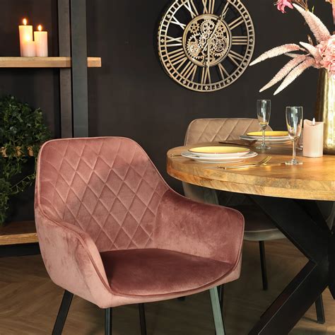 Eetkamerstoel Met Armleuning Yurgan Velvet Roze Aq Living