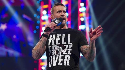 Cm Punk Announced For Wwe In Ring Return On 12 30 Wwe News Wwe