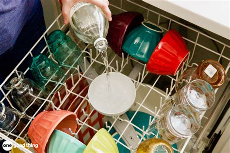 13 Dish Washing Hacks That Save Time And Energy