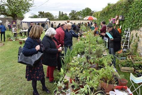 Bourse Aux Plantes Et Vide Jardins De Vrigny Dimanche Er Mai Pr S D