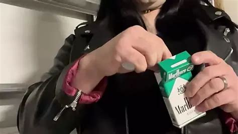 Smoking Shemale Porn Videos XHamster