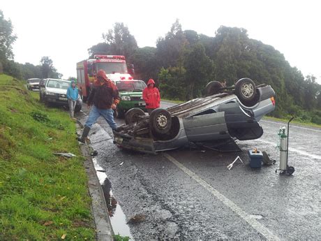 Una Conductora Result Herida Al Volcar Su Veh Culo En El Sector De Las