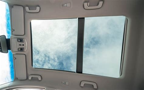 Enabling auto closing of panoramic sunroof on BMW X5