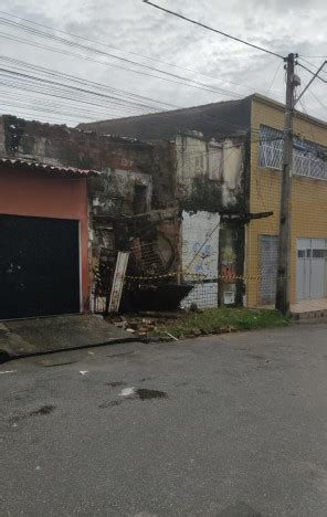 Parte De Casa Desaba Em Meio S Fortes Chuvas Em Fortaleza