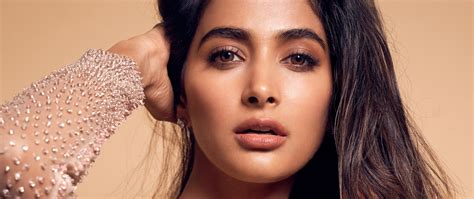 Neeru Bajwa Sexy Bikini Hd New Wallpapers Bollywood