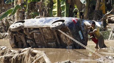 Philippines Storm Death Toll Rises To 927 Cbc News