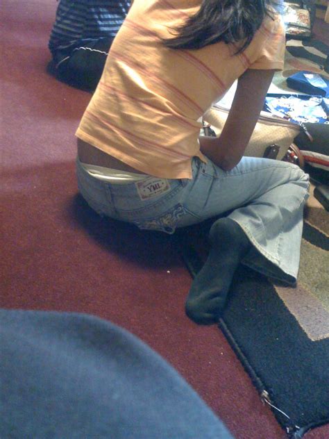 Oops Hot Happen In Indian Style Indian Girl Showing Panty