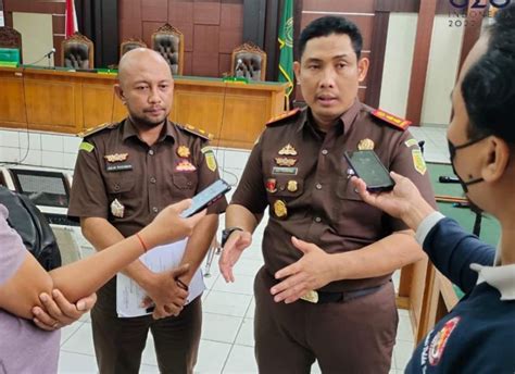 Karyawan Bank Plat Merah Tilap Uang Nasabah Rp Miliar