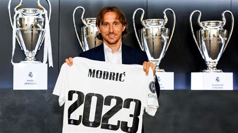 Croatia Midfielder Luka Modric To Stay At Real Madrid Until 2023 After