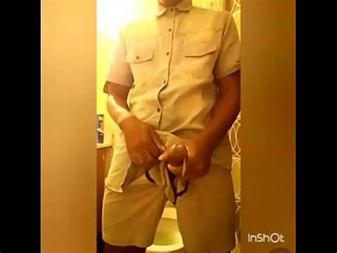 Horny Guy Masturbates And Cums XVIDEOS