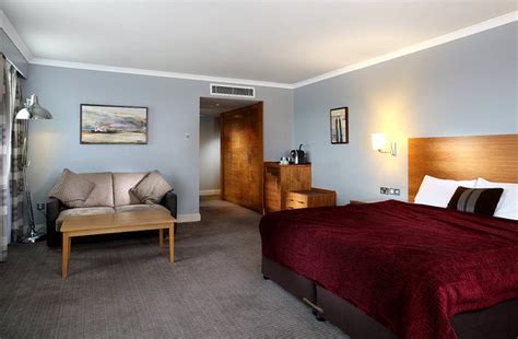 London Croydon Aerodrome Hotel, Signature Collection by Best Western ...