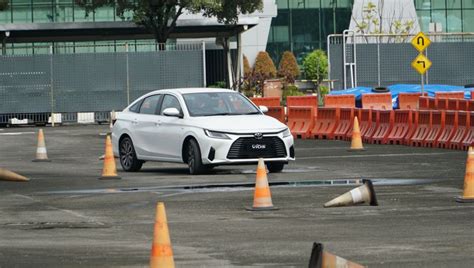 Harga Spesifikasi Dan Fitur Baru Toyota All New Vios