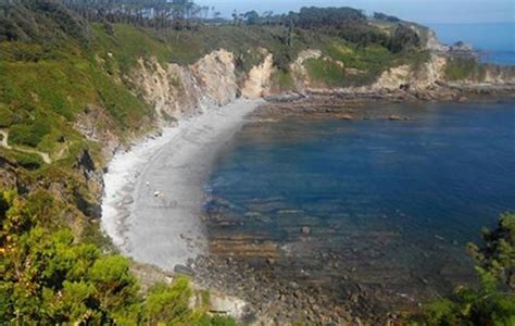 Playa De Cambaredo En El Franco