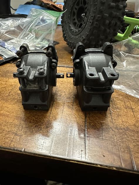 Slash 4x4 And Xo 1 Rear Diff Comparison R Rccars