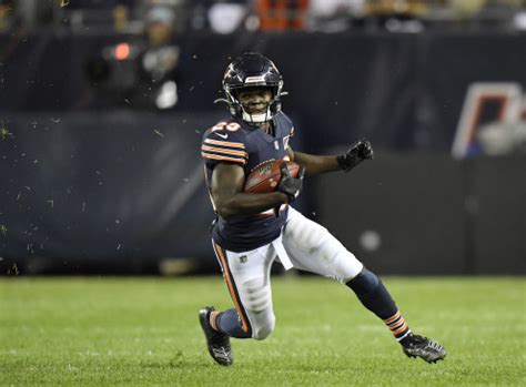 10 Best Chicago Bears Running Backs of All Time | HowTheyPlay