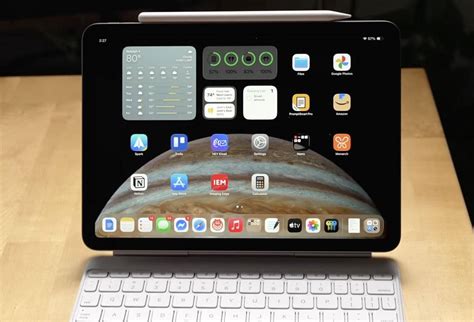 apple ipad base mini air  pro mending pilih  idn times