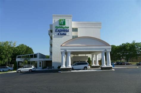 Holiday Inn Express & Suites Milford Milford, Connecticut, US - Reservations.com