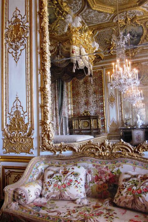 Plays With Needles The Bed Chamber Of Marie Antoinette