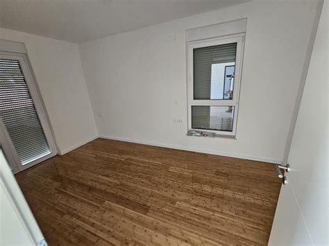 Stan Novalja Trosobni Prizemlje Vrt Novogradnja Blizu Pla E Babe Prodaja