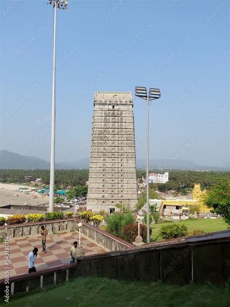 Murudeshwar temple is most famous for its massive Shiva statue. It is located at murdeshwar ...