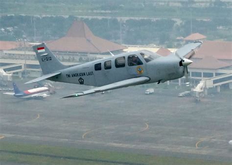 Defense Studies Bonanza G36 Pesawat Latih Dasar Tni Angkatan Laut