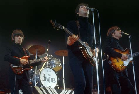 The Beatles at the NME Poll-Winners’ show, 1 May 1966 | The Beatles Bible