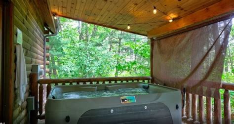 26 Romantic Cabins with Private Hot Tub in Ohio ️ 2024