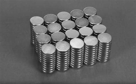 D51-N52 Neodymium Disc/Cylinder Magnets - EPI Magnets