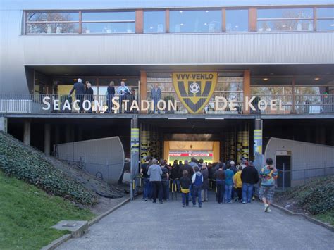 patzfootballtravel: 09/04/11 VVV Venlo 1 - 4 NEC Nijmegen (Seacon ...