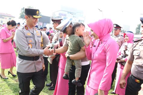 1 394 Personil Kepolisian Polda Sumsel Pamda Pamen Bintara Dan