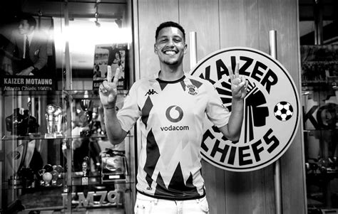 Jogador do Kaizer Chiefs é morto a tiros em assalto Gazeta Esportiva