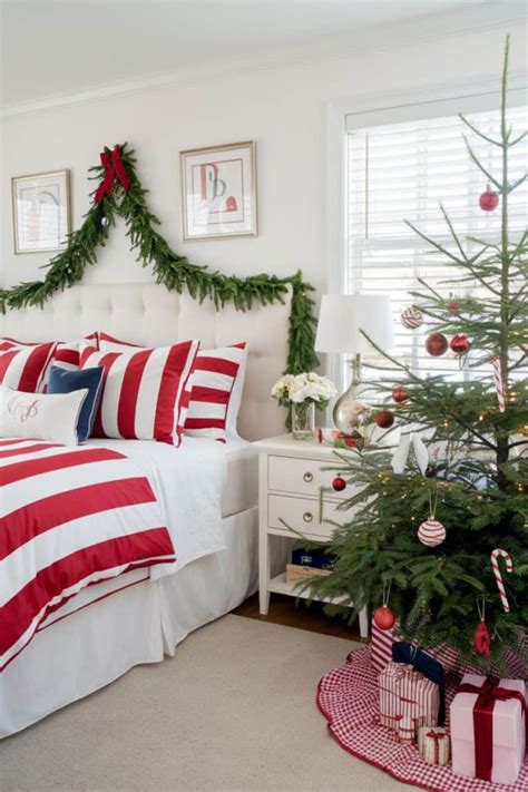 15 Beautiful Christmas Bedroom Decor Ideas You Ll Love