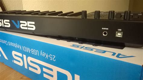 V25 - Alesis V25 - Audiofanzine
