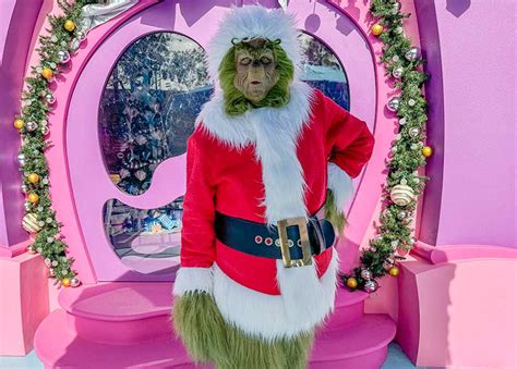 Where to Meet the Grinch at Universal Studios Hollywood