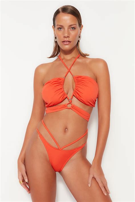 TRENDYOLMİLLA Turuncu Biyeli High Leg Bikini Altı TBESS22BA0289 Fiyatı