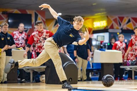 Susquehanna Valley Bowling by Sean Murphy Studios