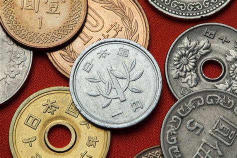 Coins Of Japan. Phoenix Hall In The Byodo-in Temple Stock Image - Image ...