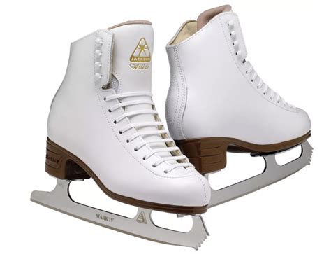 10 Best Ice Skates for Beginners, According to a Pro 2023 | Well+Good