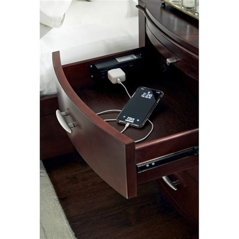 Modus Brighton Charging Station Nightstand in Cinnamon