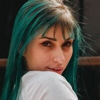 Aline Ferrari Nude OnlyFans Leaks Fapopedia