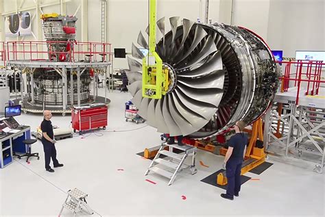 Video: How A 50,000+HP, $35 Million Rolls-Royce Aircraft Engine Is Born